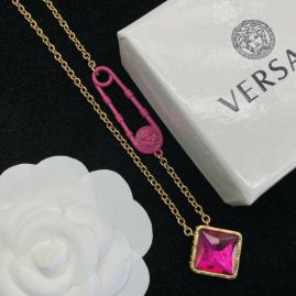 Picture of Versace Necklace _SKUVersacenecklace06cly6117000